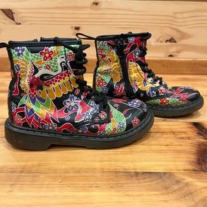 Dr. Martens kids Delaney leather boots US size 1